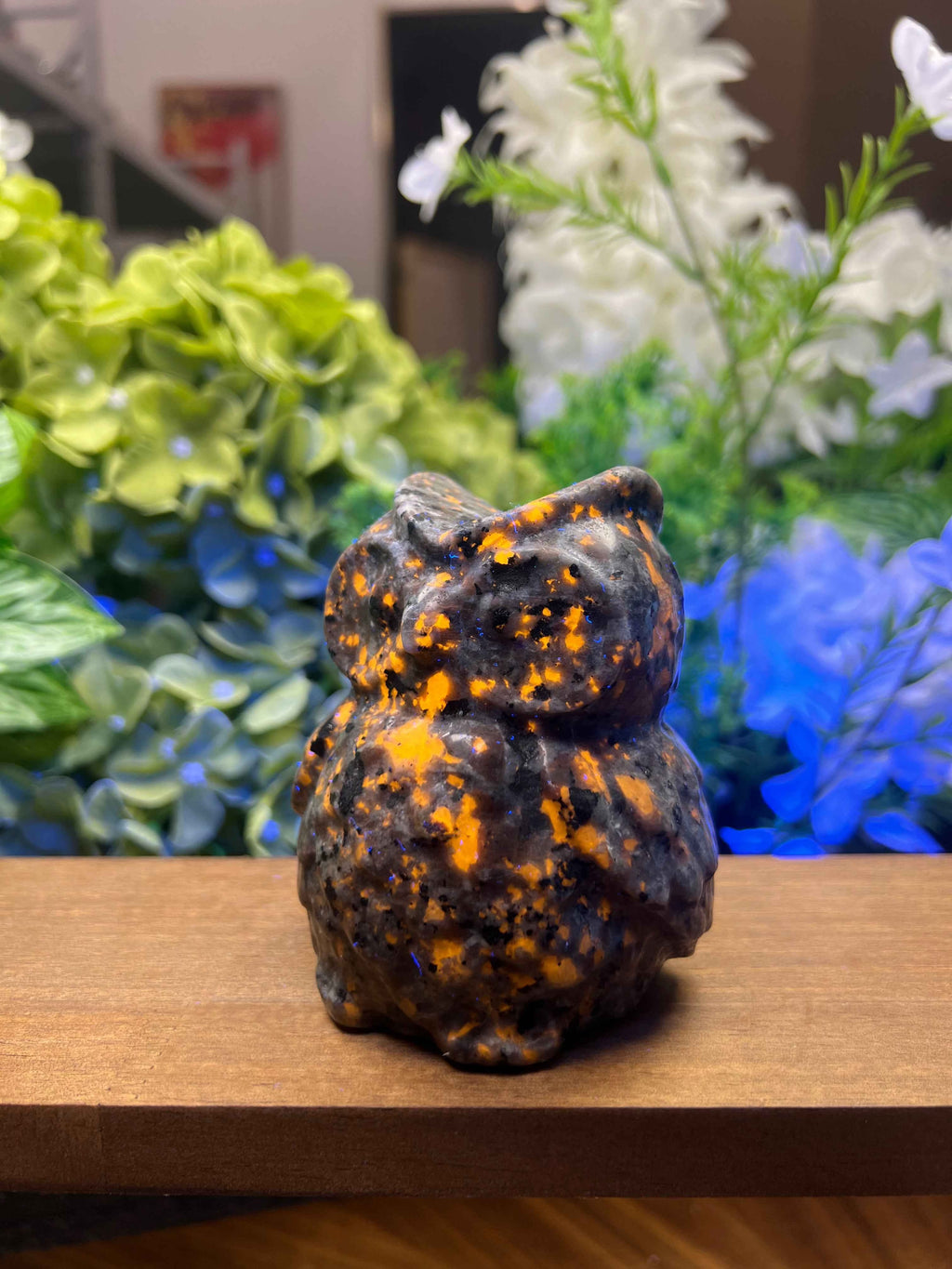Enchanting Yooperlite Chubby Owl Carving - A Stunning Medium Decorative Gemstone
