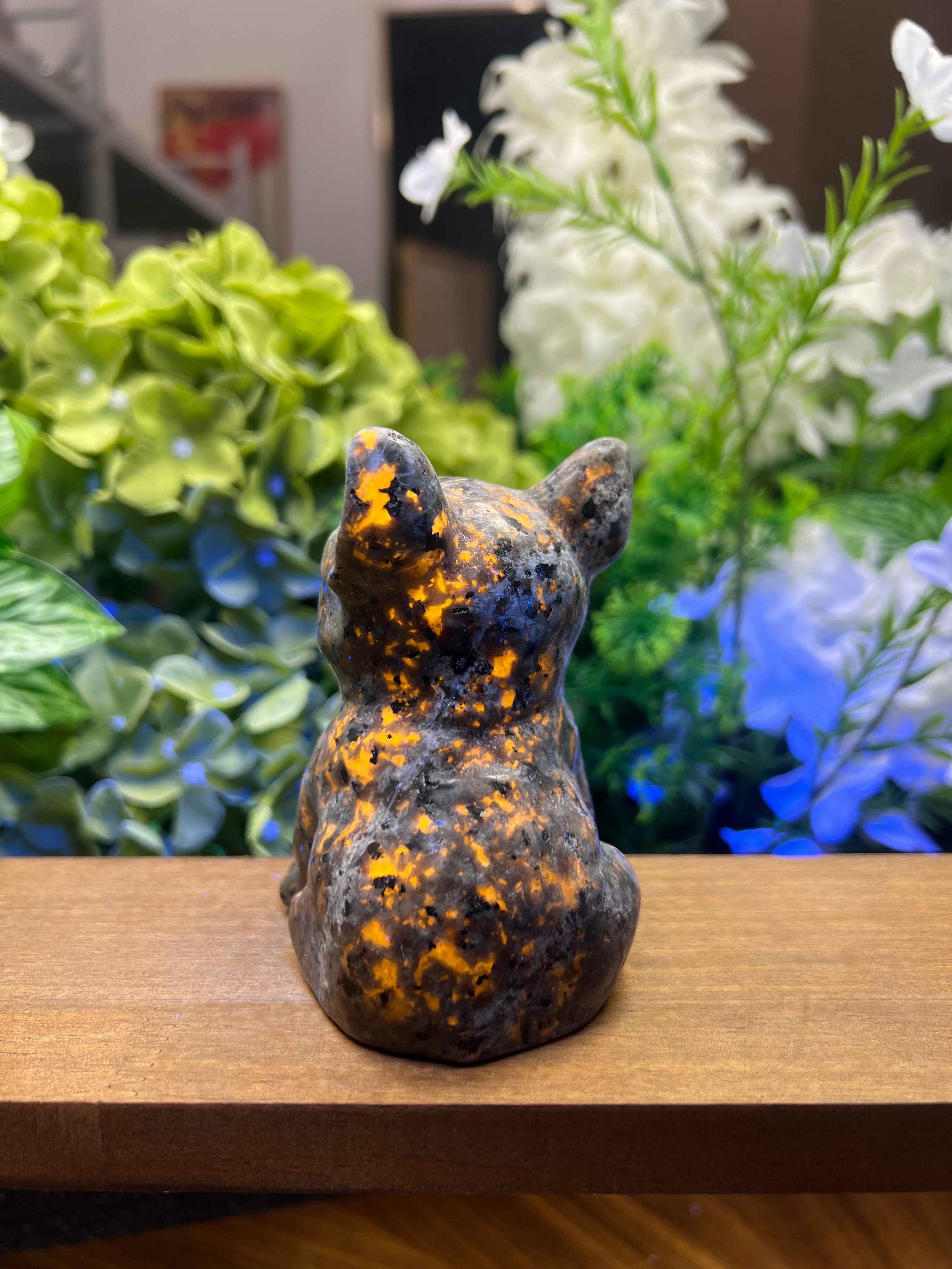 Enchanting Yooperlite Frenchie Carving - A Whimsical Touch for Your Home