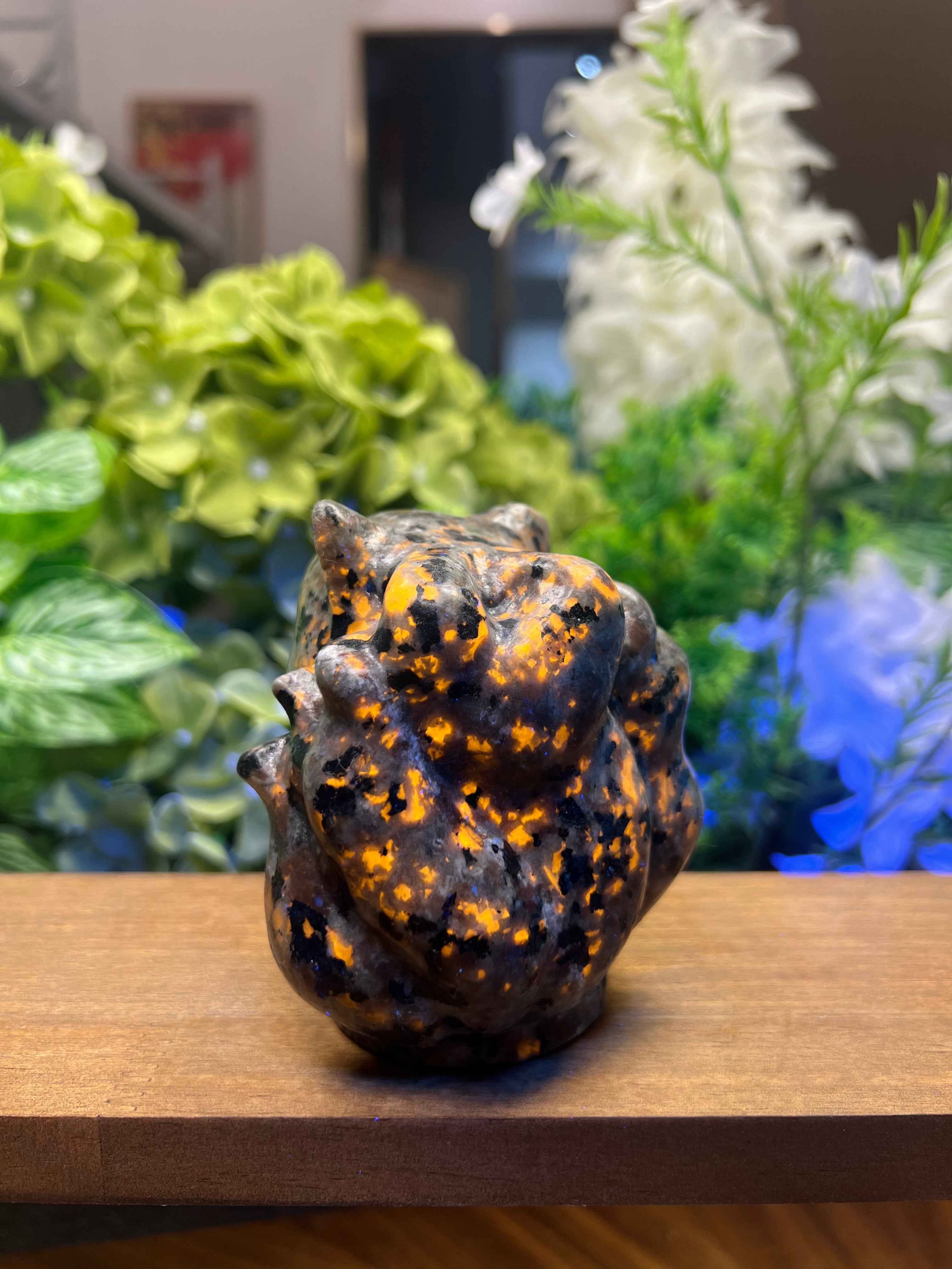 Yooperlite Nine-tail Fox Carving (Medium, 2.77*3.12*3.49, 1.415lb)