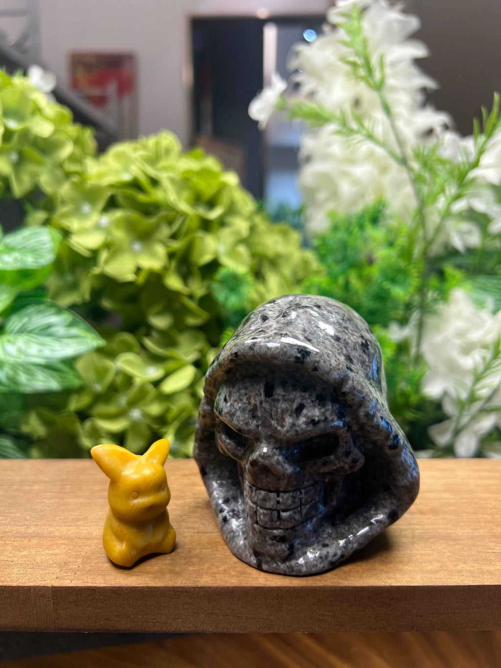 Yooperlite Hoodie Skull Carving (Medium, 3.24*3.55*3.05, 1.2lb)