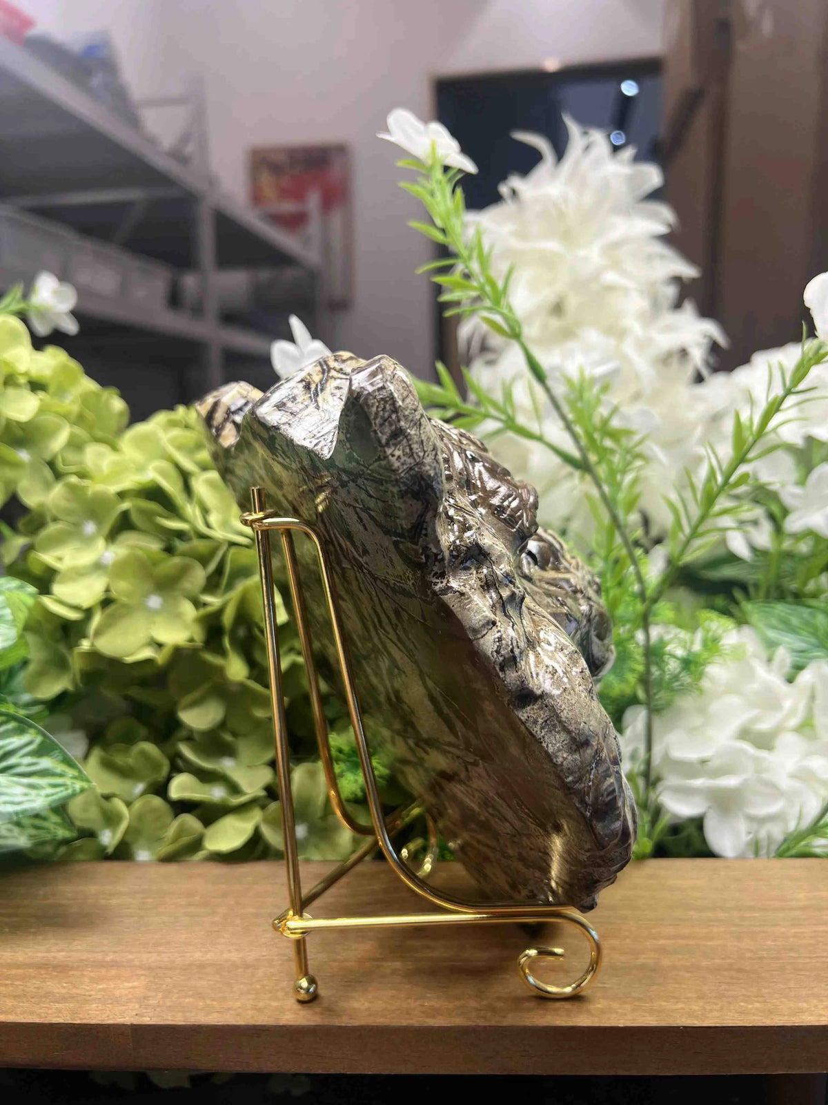 Medium Picture Jasper Tiger Face Carving with Metal Stand – 7.6-Inch Natural Stone Tiger Head Sculpture, Animal Decor