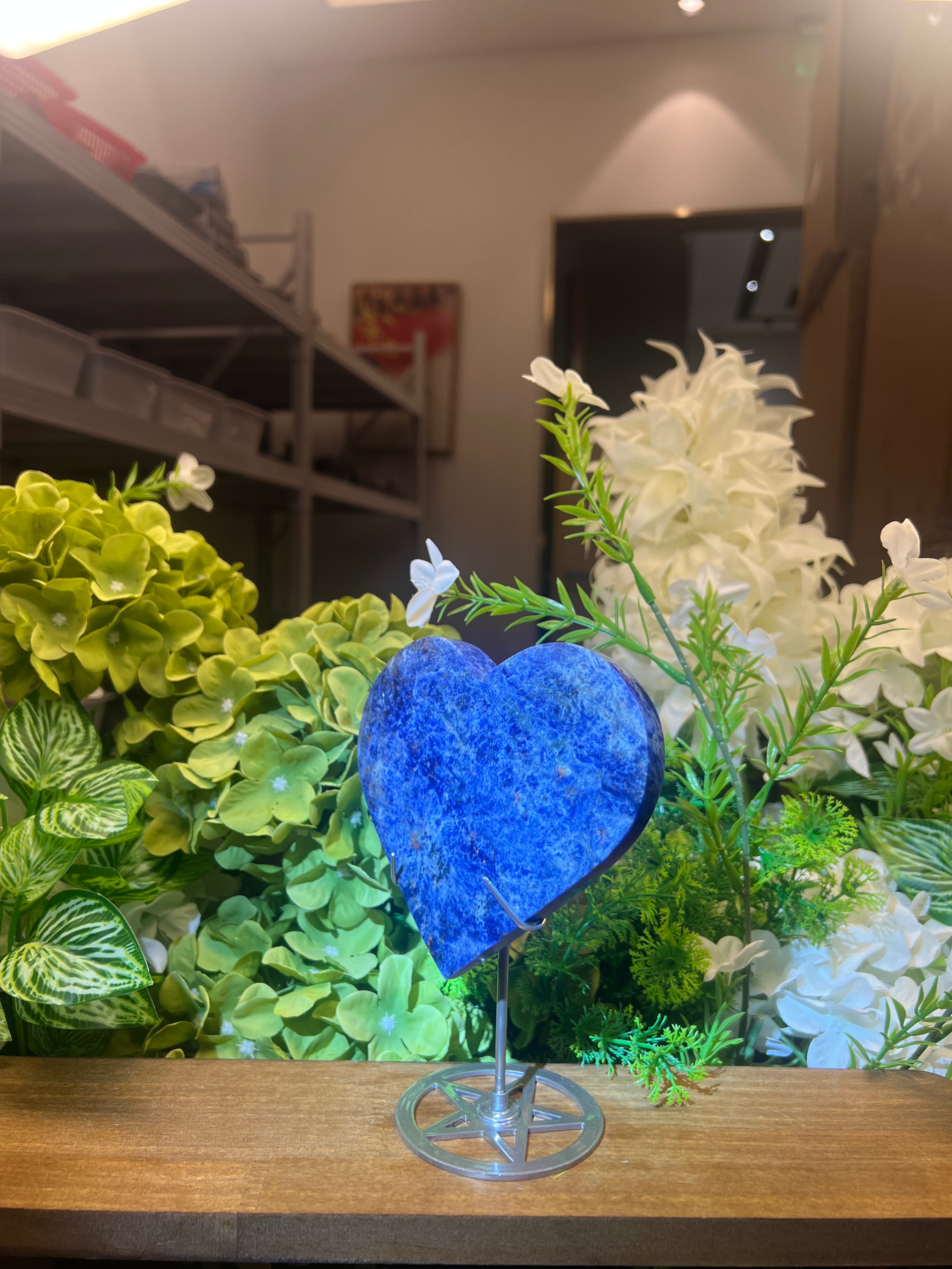 Blue Sodalite Heart Carving with Metal Stand(Medium, 5.23", 0.86lb) - Art Deco Crystals