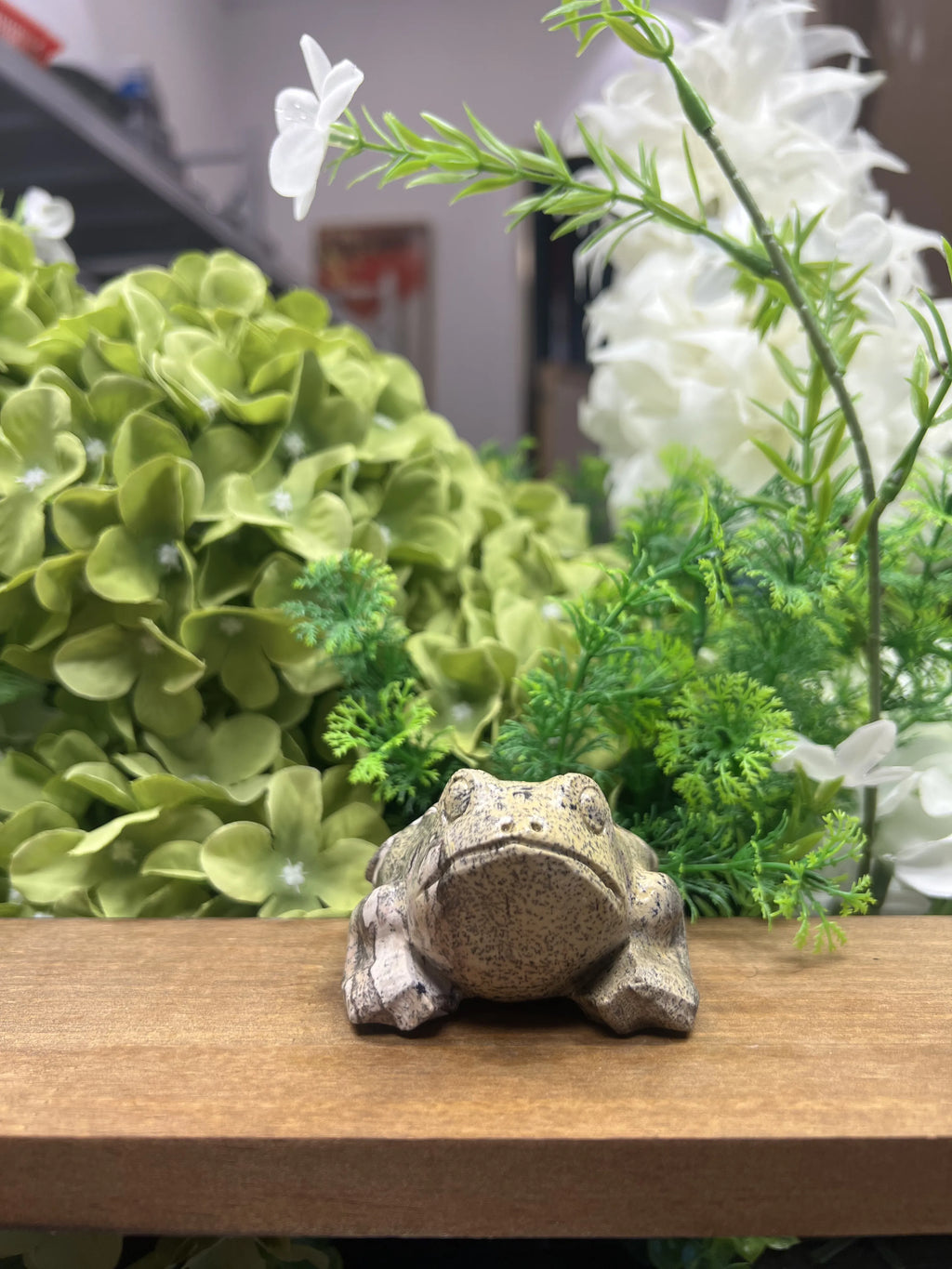 Small Frog Picture Jasper Carving – Natural Stone Sculpture