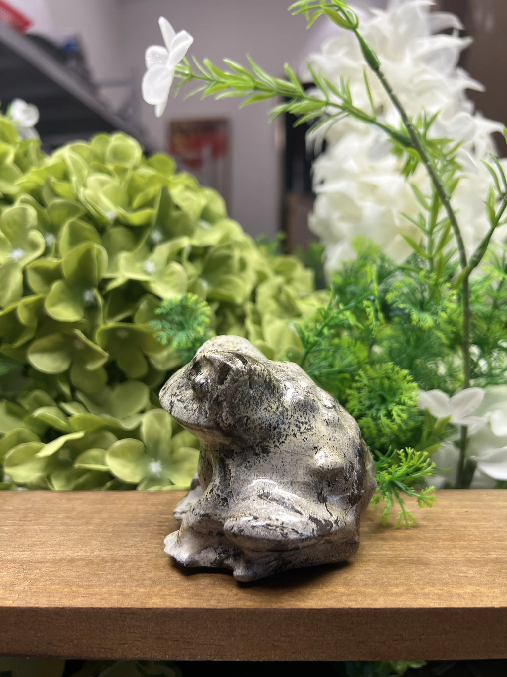 Small Mr. Toad Picture Jasper Carving – Natural Stone Sculpture