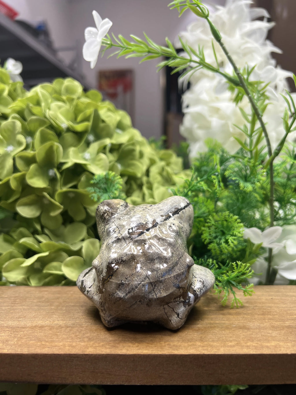 Small Mr. Toad Picture Jasper Carving – Natural Stone Sculpture