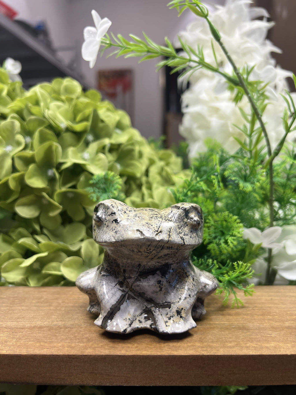 Small Mr. Toad Picture Jasper Carving – Natural Stone Sculpture