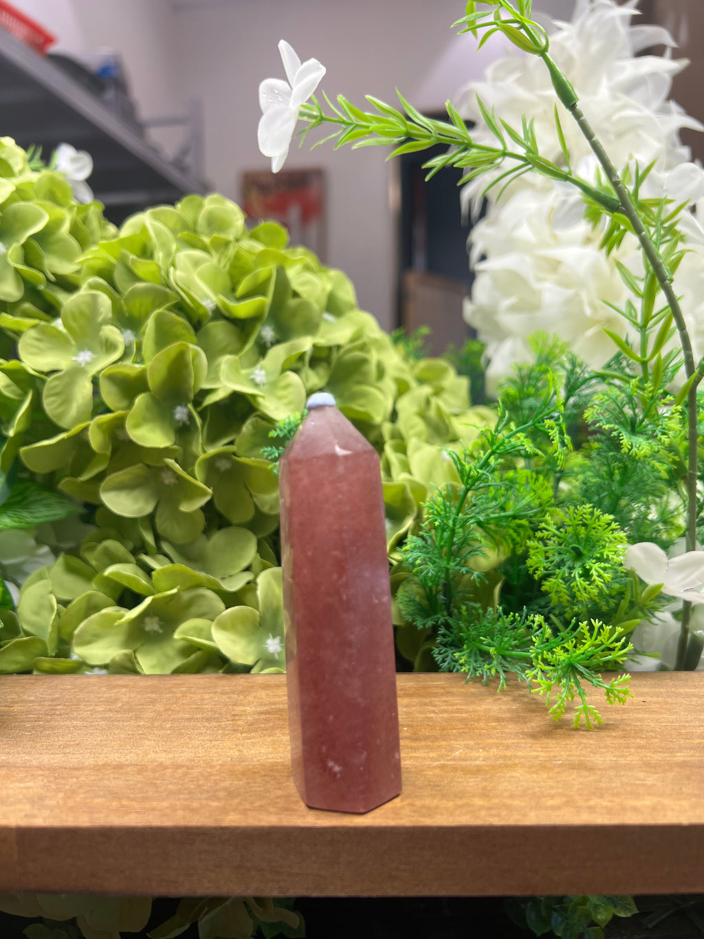 Strawberry Quartz Tower (Small, 0.89*0.89*3.40, 0.18lb)