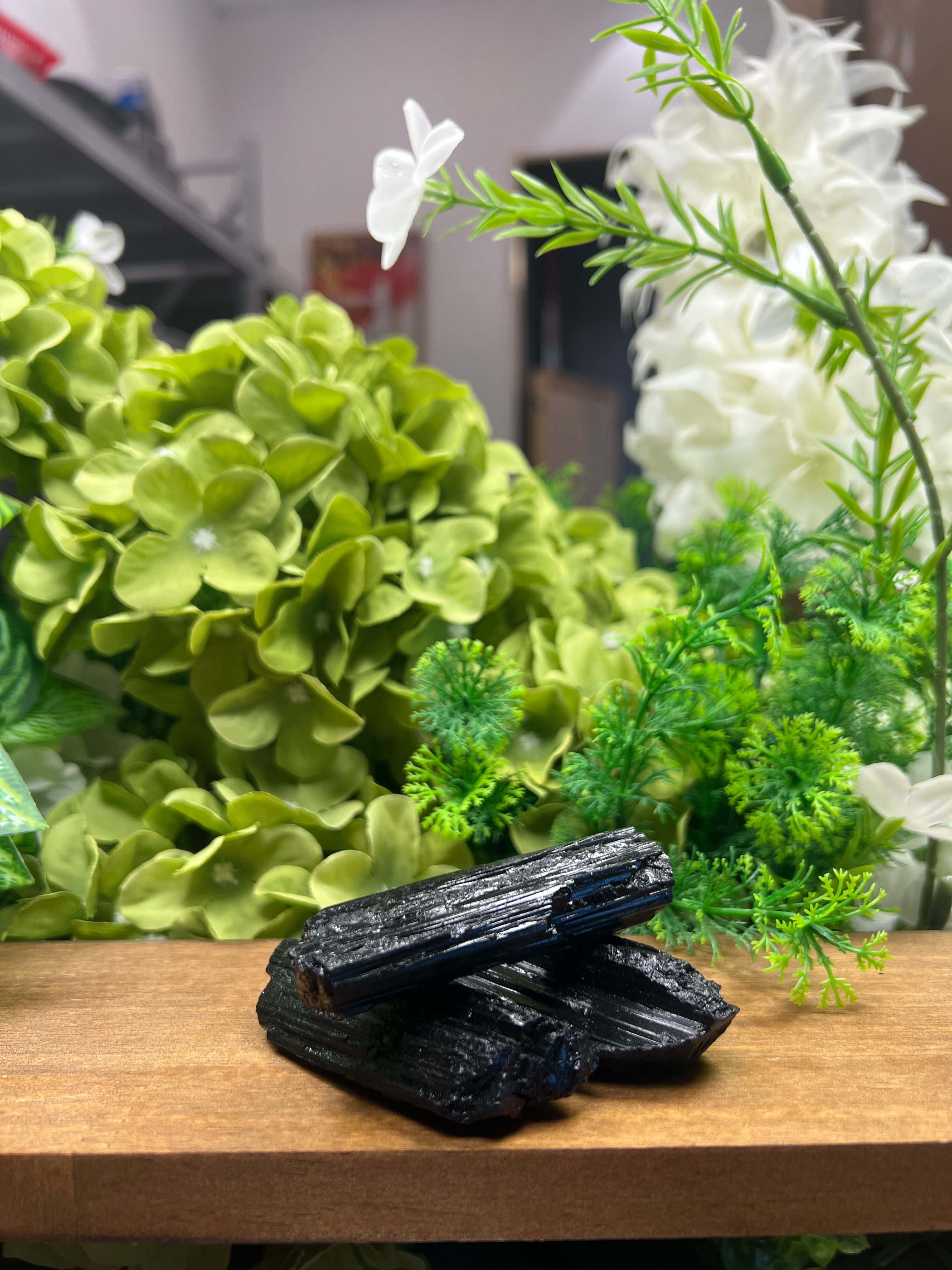 Black Tourmaline Shard for Protection (Small, 0.69*0.90*3.02, 0.115lb) - Art Deco Crystals